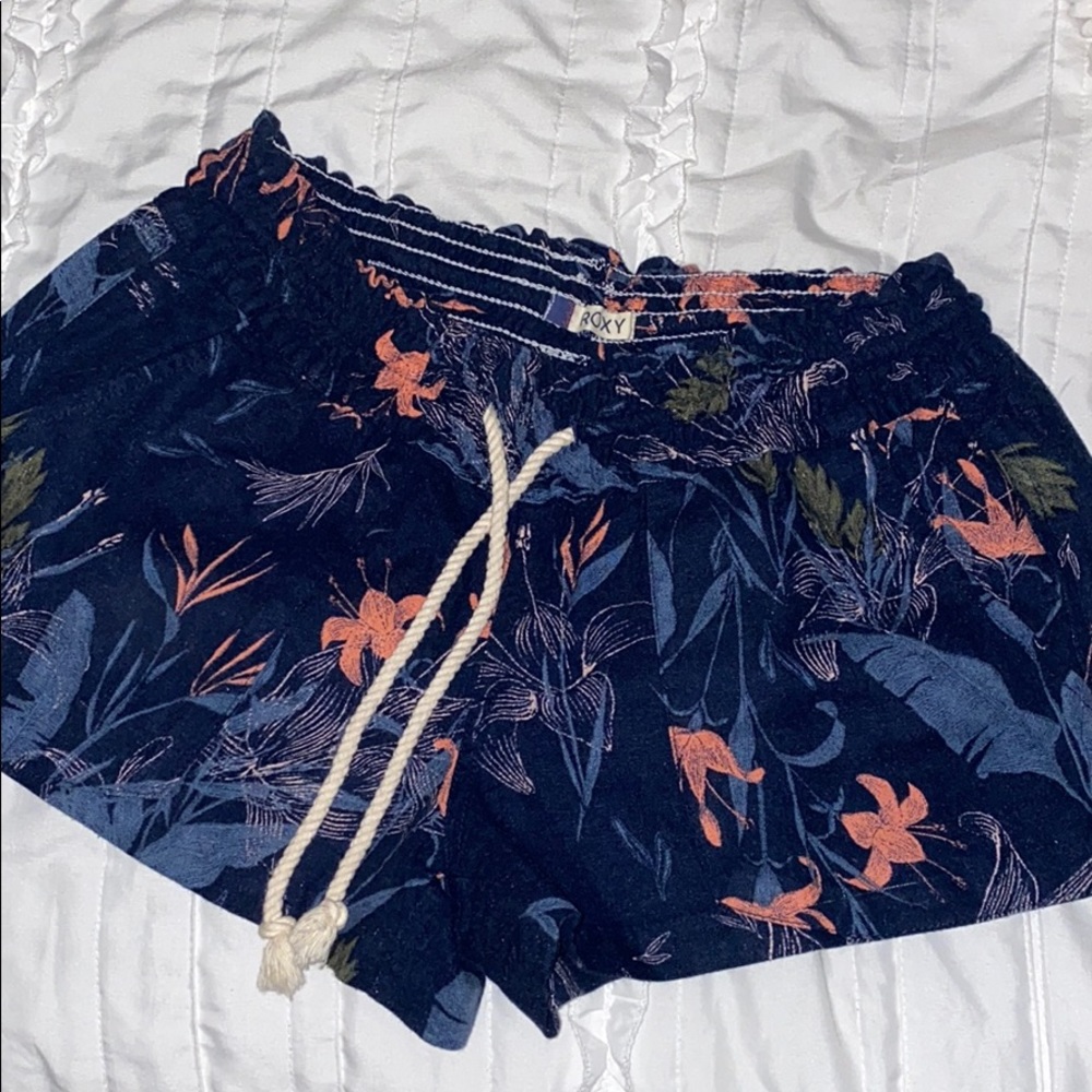 Roxy shorts